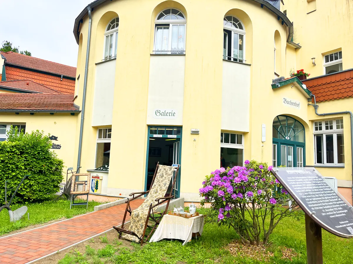 Tauche zusammen mit deinen Kindern in die Geschichte des Ostseeheilbades Graal-Müritz ein. Entdecke allte Gegenstände. historische Fotografien und freue dich auf spannende Einblicke in das frühere Leben der Einwohner von Graal-Müritz.